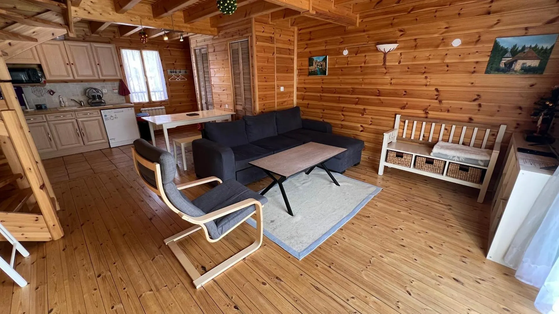 Chalet Bois Au Coeur Des Pyrenees Ariegeoises L'Hospitalet-pres-l'Andorre 0*,  France